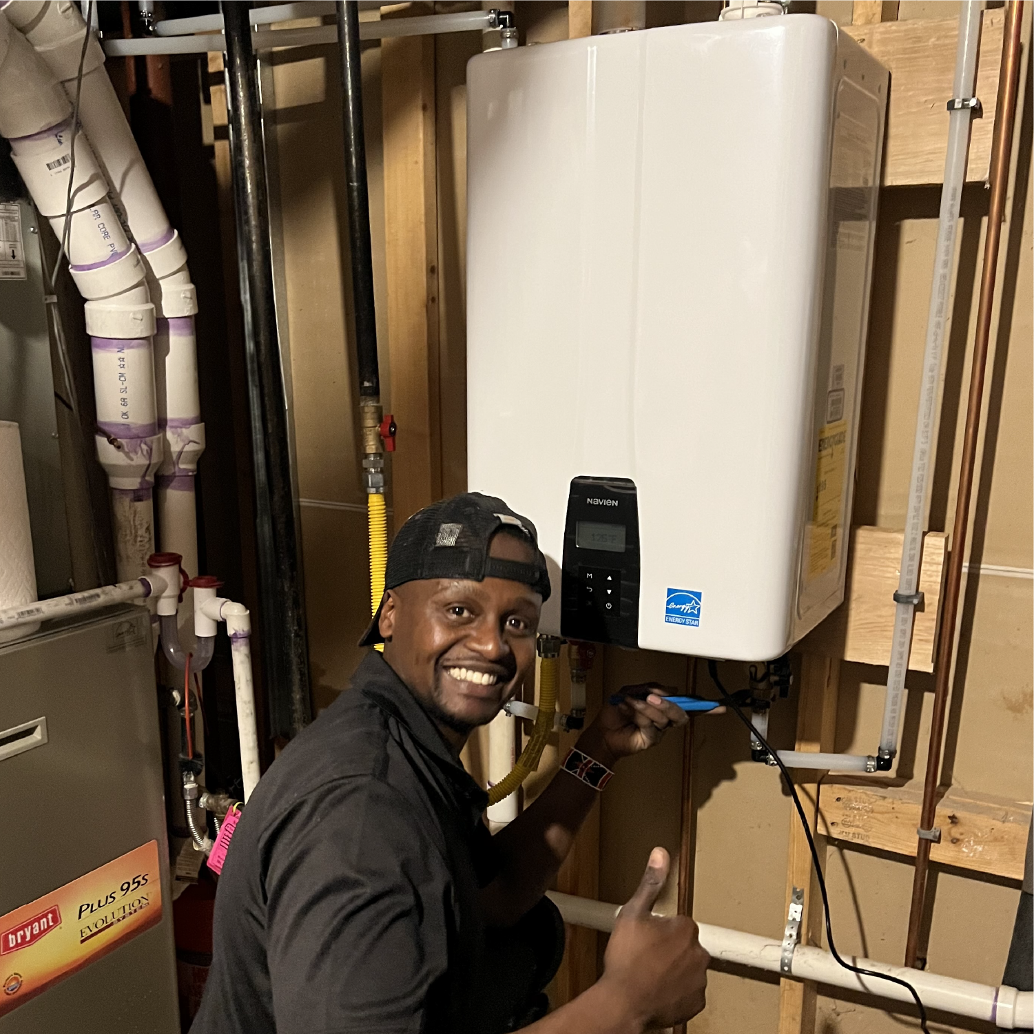 Tankless water heater services in Highlands Ranch, CO